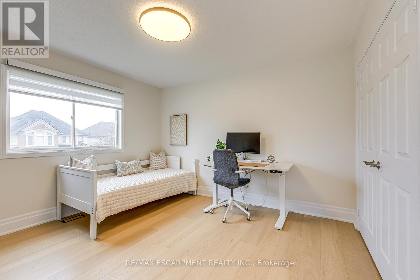 4267 Sarazen Drive, Burlington, Ontario  L7M 4Z2 - Photo 44 - W13007128