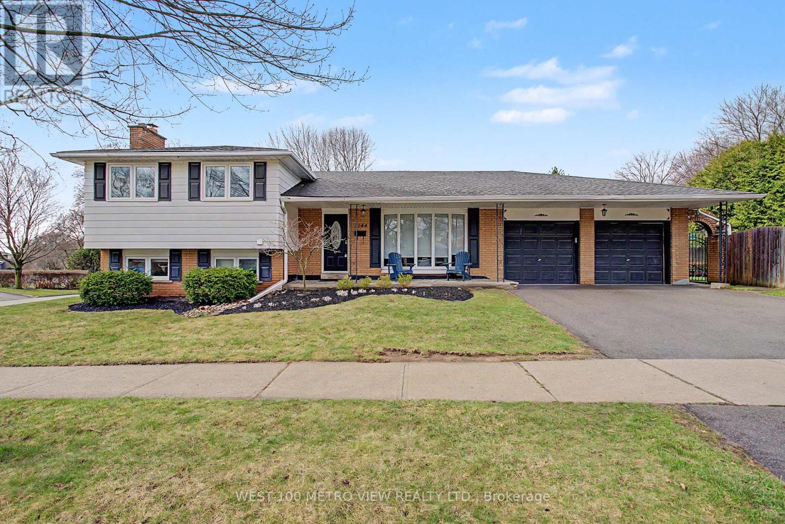 2144 SANDRINGHAM DRIVE, Burlington, Ontario