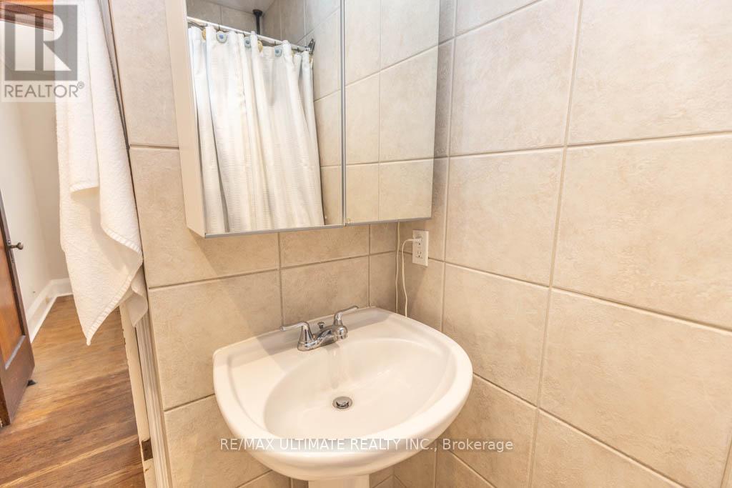 41 Thirty Third Street, Toronto, Ontario  M8W 3H2 - Photo 19 - W13007190