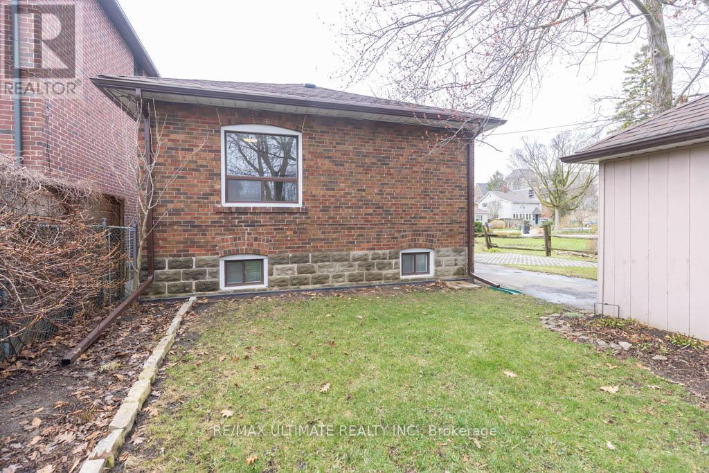 41 Thirty Third Street, Toronto, Ontario  M8W 3H2 - Photo 37 - W13007190