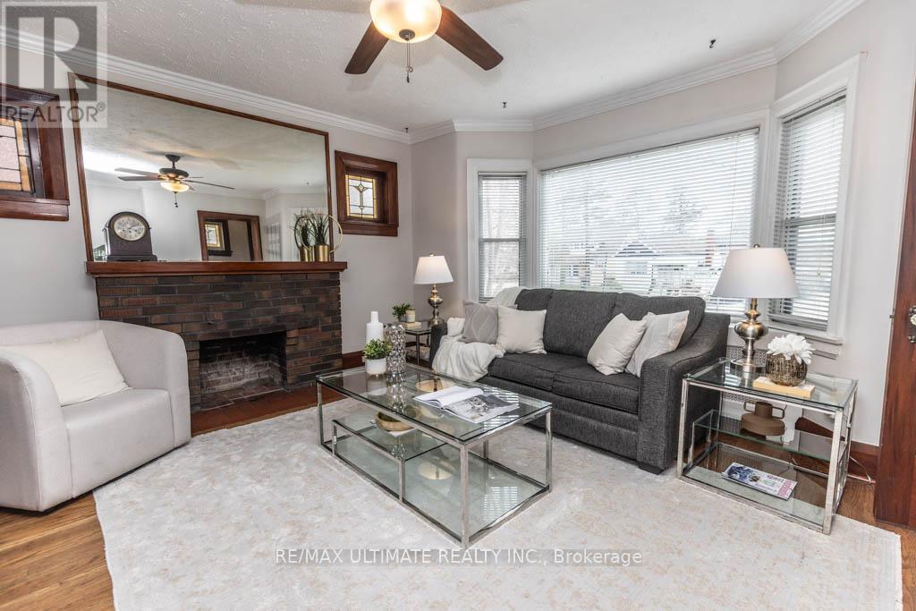 41 Thirty Third Street, Toronto, Ontario  M8W 3H2 - Photo 7 - W13007190