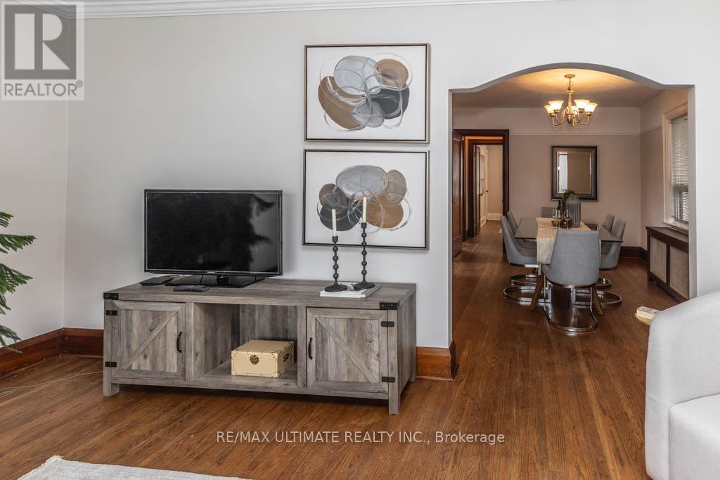 41 Thirty Third Street, Toronto, Ontario  M8W 3H2 - Photo 8 - W13007190