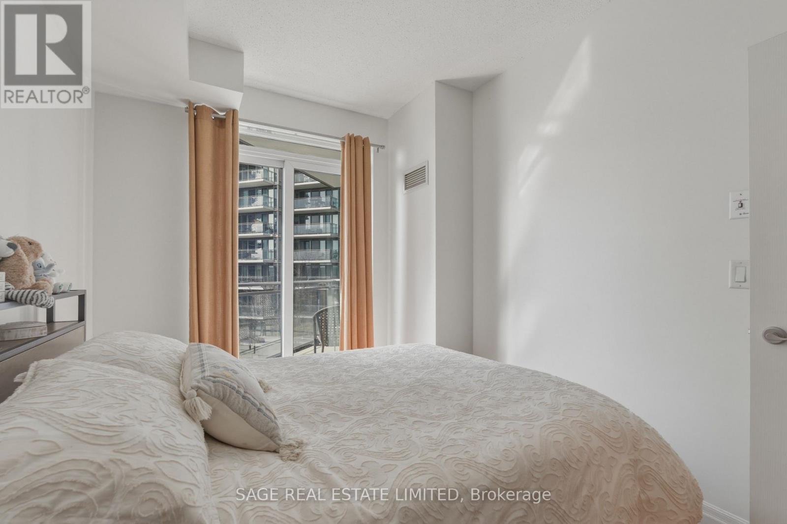 510 - 2119 Lakeshore Boulevard W, Toronto, Ontario  M8V 1A1 - Photo 11 - W13007220