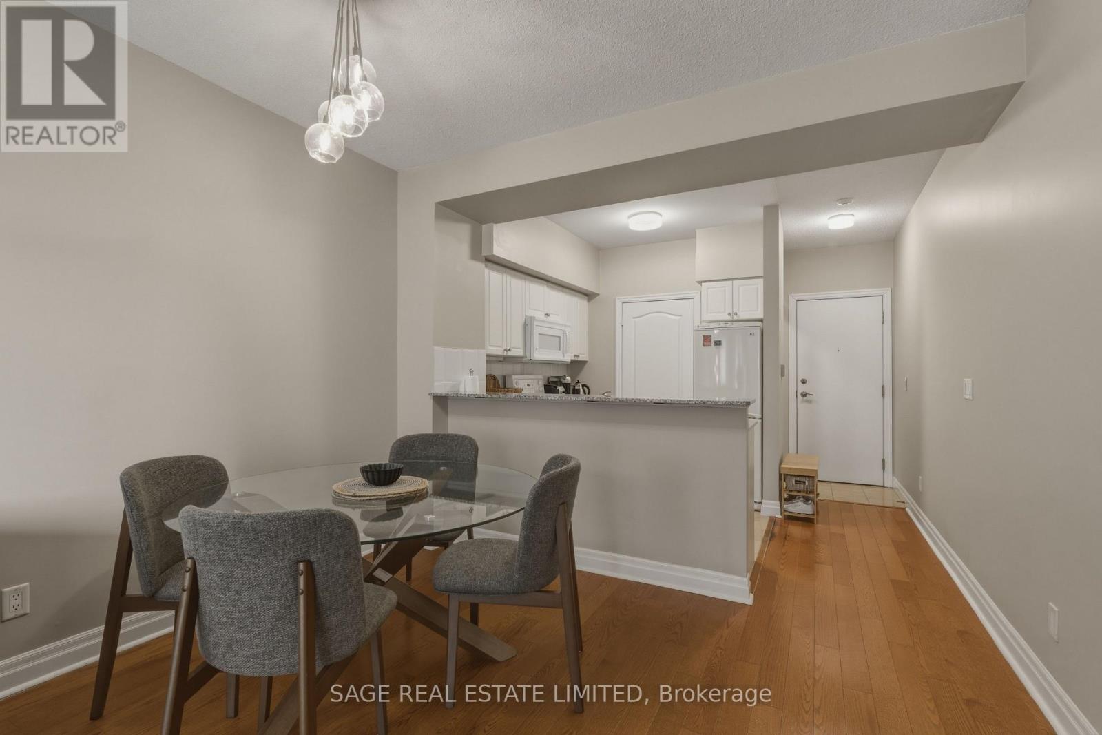 510 - 2119 Lakeshore Boulevard W, Toronto, Ontario  M8V 1A1 - Photo 9 - W13007220