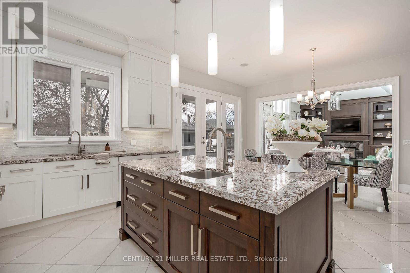 594 Maplehurst Avenue, Oakville, Ontario  L6L 4Z1 - Photo 16 - W13007226