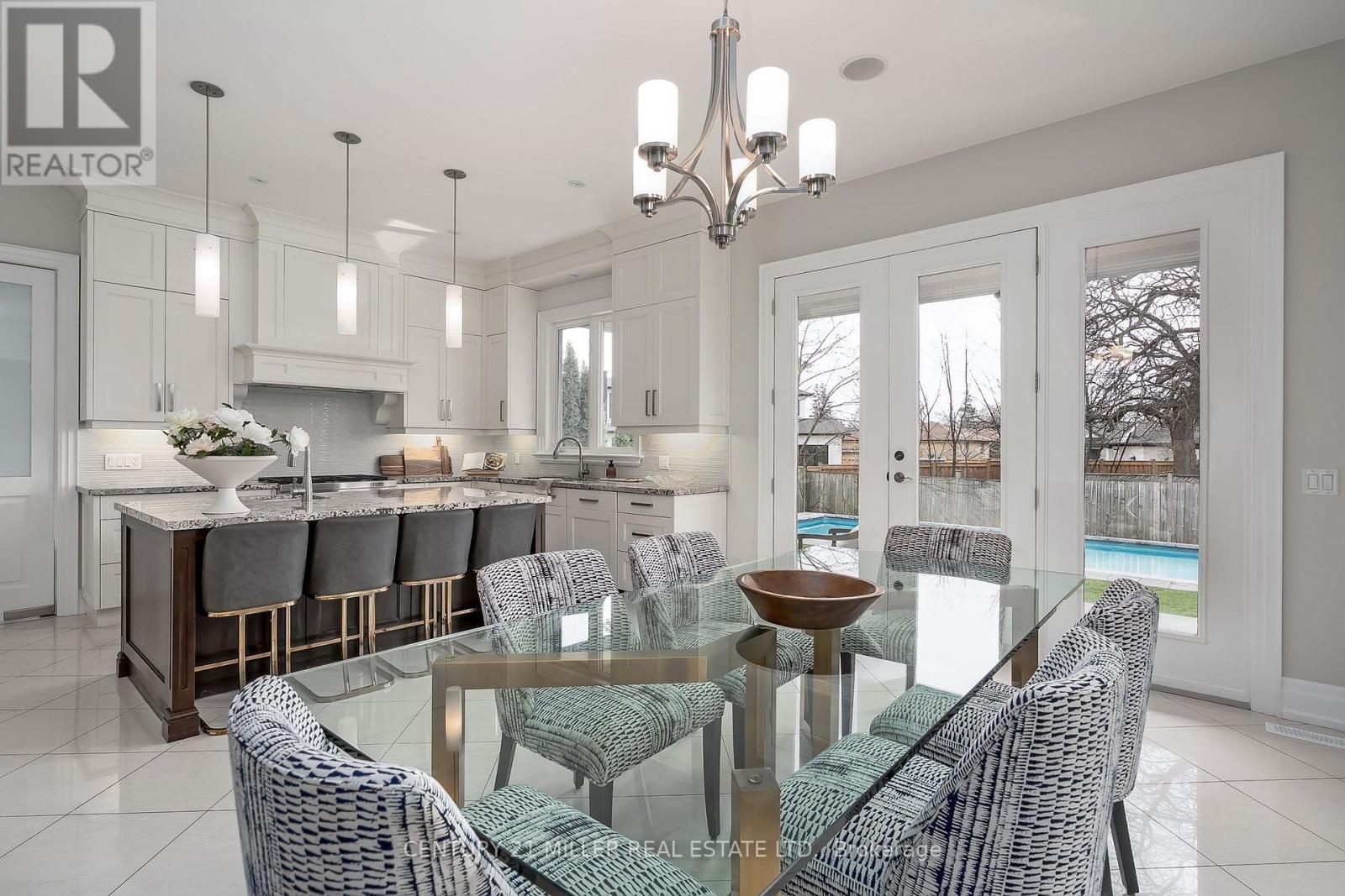 594 Maplehurst Avenue, Oakville, Ontario  L6L 4Z1 - Photo 18 - W13007226