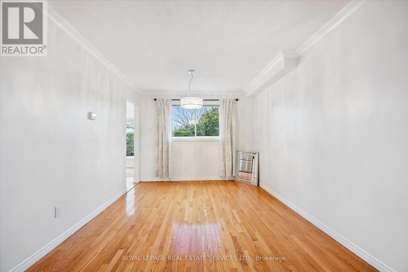 2071 Pen Street, Oakville, Ontario  L6H 3L2 - Photo 17 - W13007246