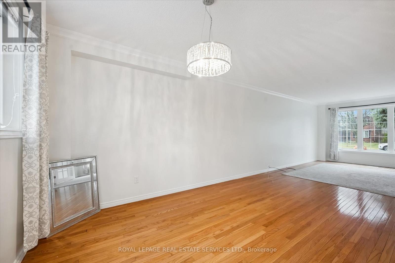 2071 Pen Street, Oakville, Ontario  L6H 3L2 - Photo 18 - W13007246