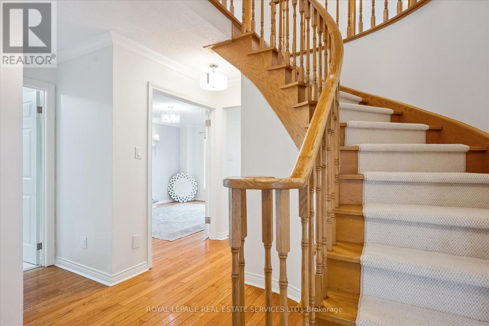 2071 Pen Street, Oakville, Ontario  L6H 3L2 - Photo 23 - W13007246