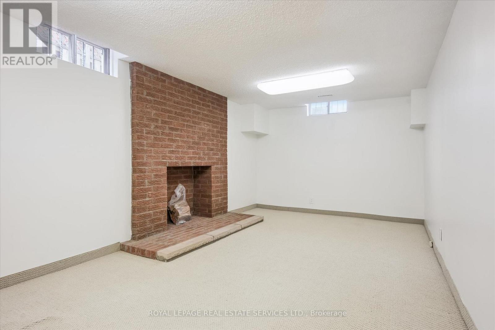 2071 Pen Street, Oakville, Ontario  L6H 3L2 - Photo 41 - W13007246