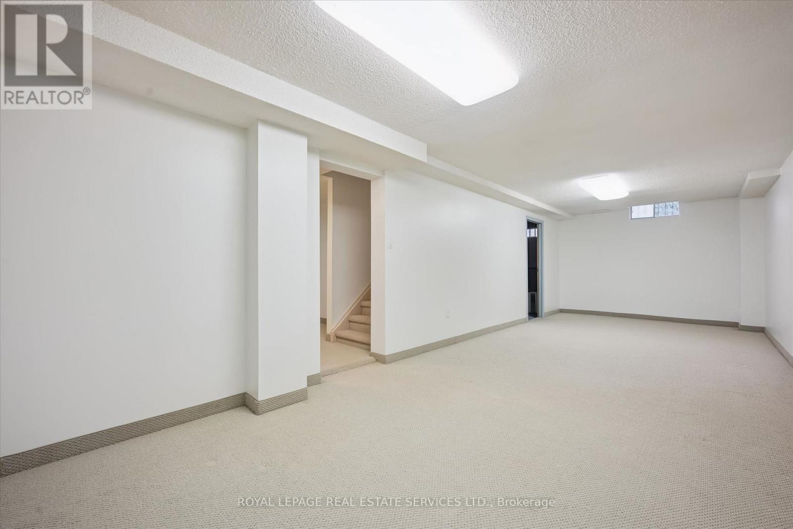 2071 Pen Street, Oakville, Ontario  L6H 3L2 - Photo 43 - W13007246