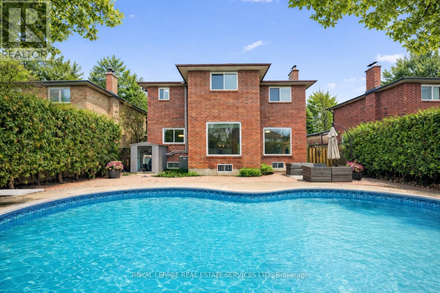 2071 Pen Street, Oakville, Ontario  L6H 3L2 - Photo 46 - W13007246