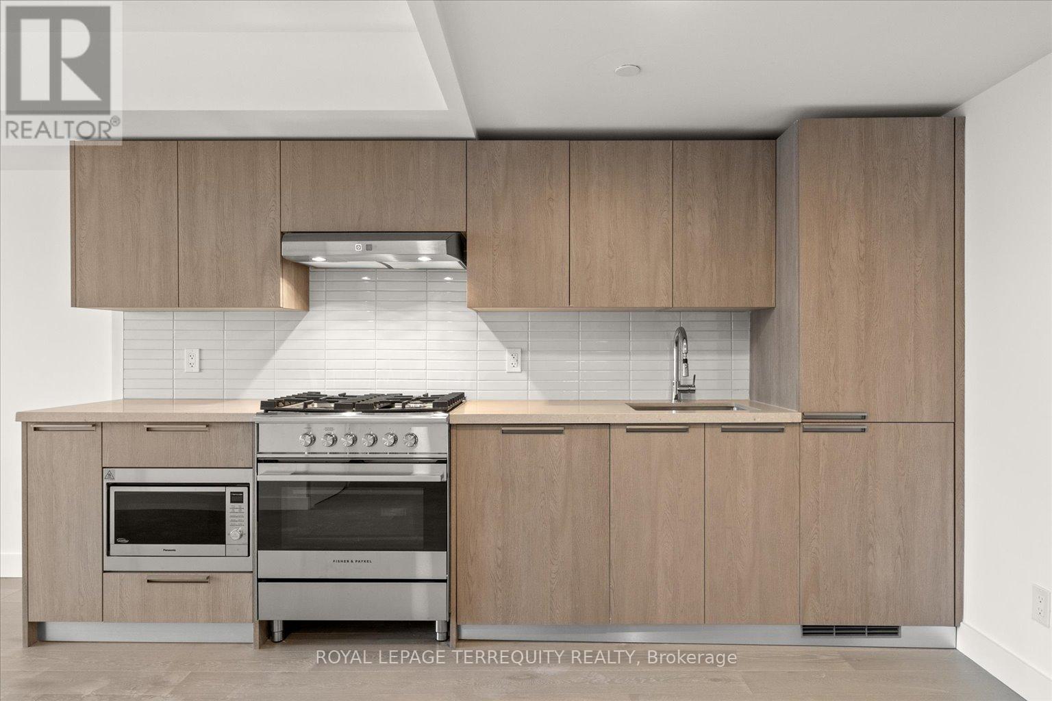 213 - 160 Kingsway Crescent, Toronto, Ontario  M8X 0B5 - Photo 3 - W13007262