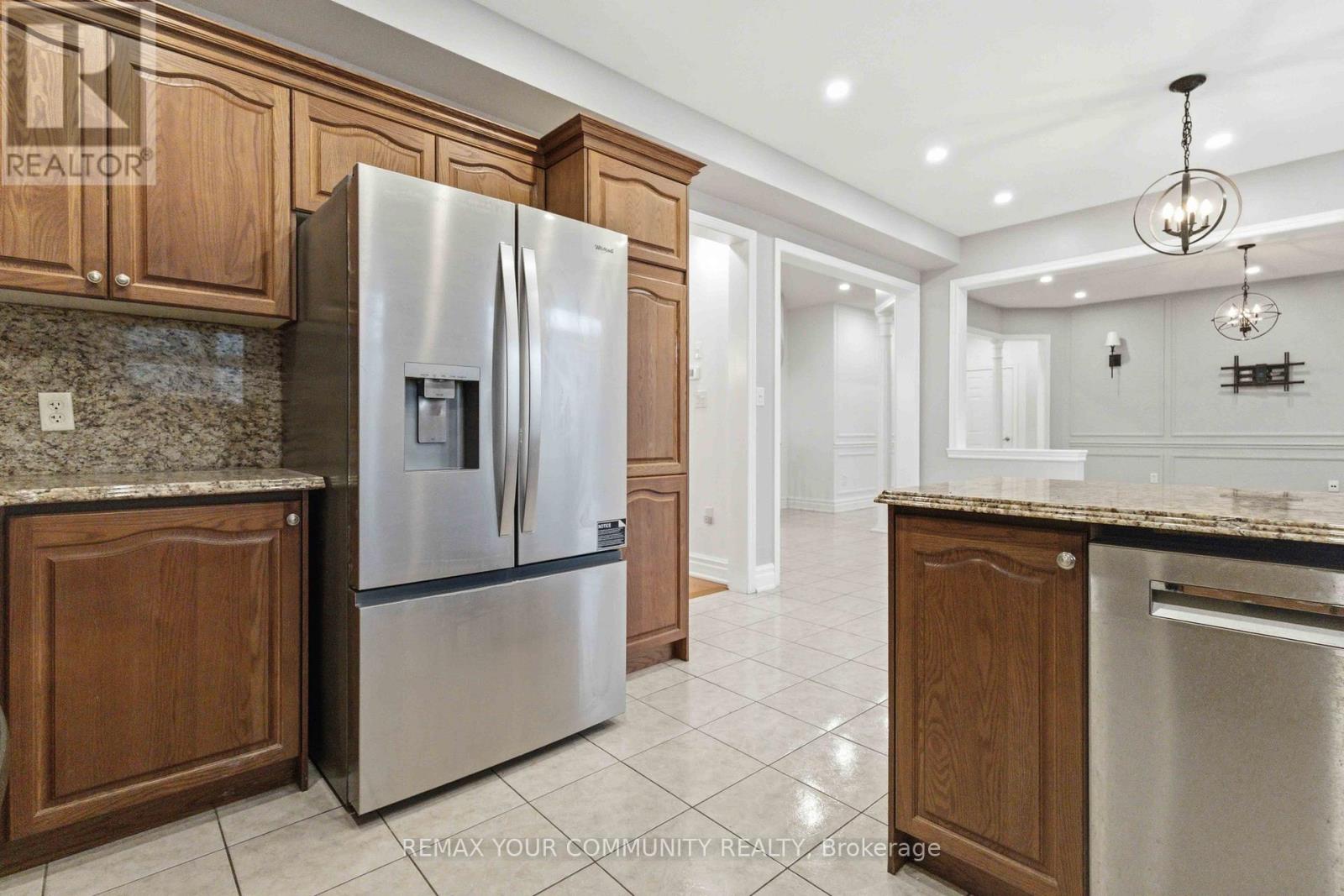 108 Cabin Trail Crescent, Whitchurch-Stouffville, Ontario  L4A 0S7 - Photo 13 - N12934842