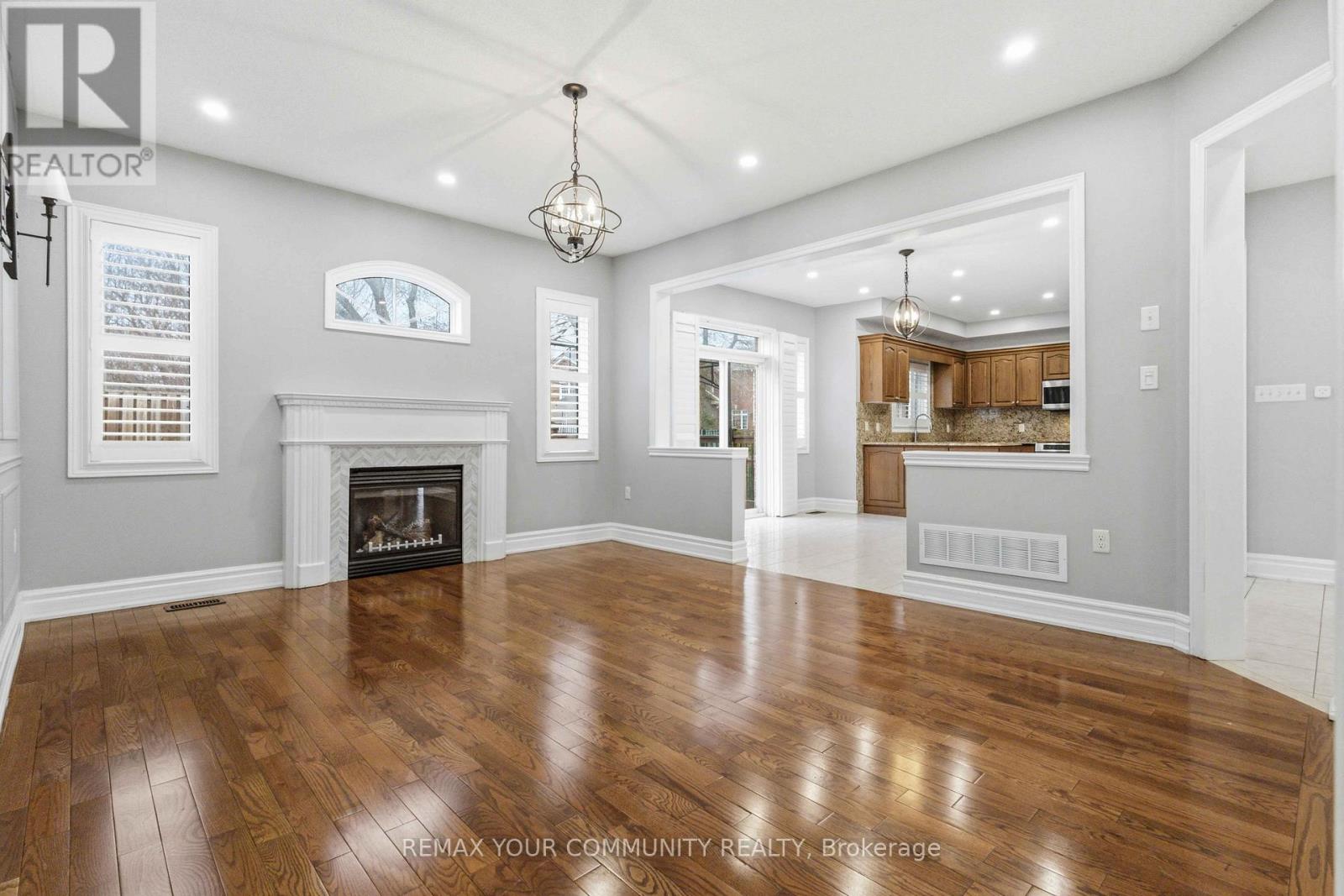 108 Cabin Trail Crescent, Whitchurch-Stouffville, Ontario  L4A 0S7 - Photo 16 - N12934842