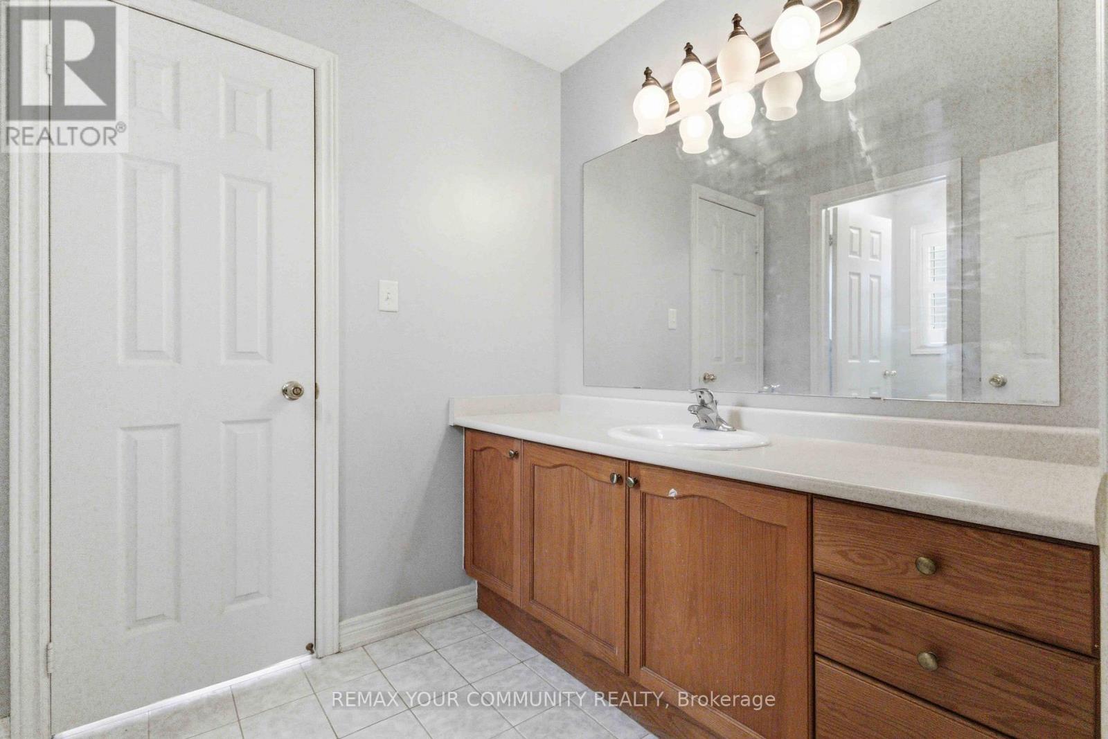 108 Cabin Trail Crescent, Whitchurch-Stouffville, Ontario  L4A 0S7 - Photo 24 - N12934842