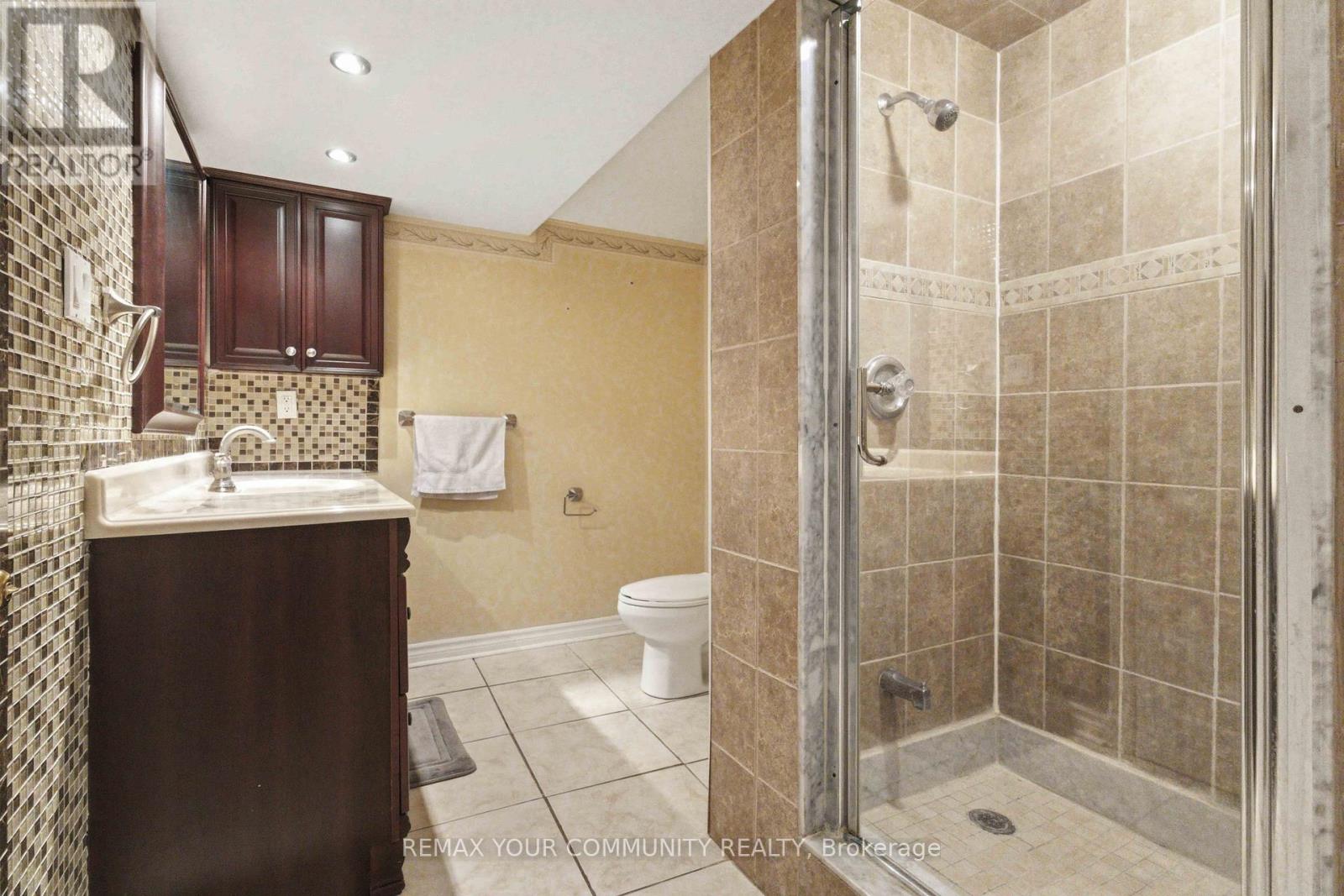 108 Cabin Trail Crescent, Whitchurch-Stouffville, Ontario  L4A 0S7 - Photo 21 - N12934842