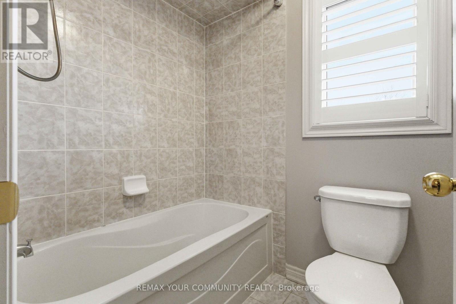 108 Cabin Trail Crescent, Whitchurch-Stouffville, Ontario  L4A 0S7 - Photo 25 - N12934842