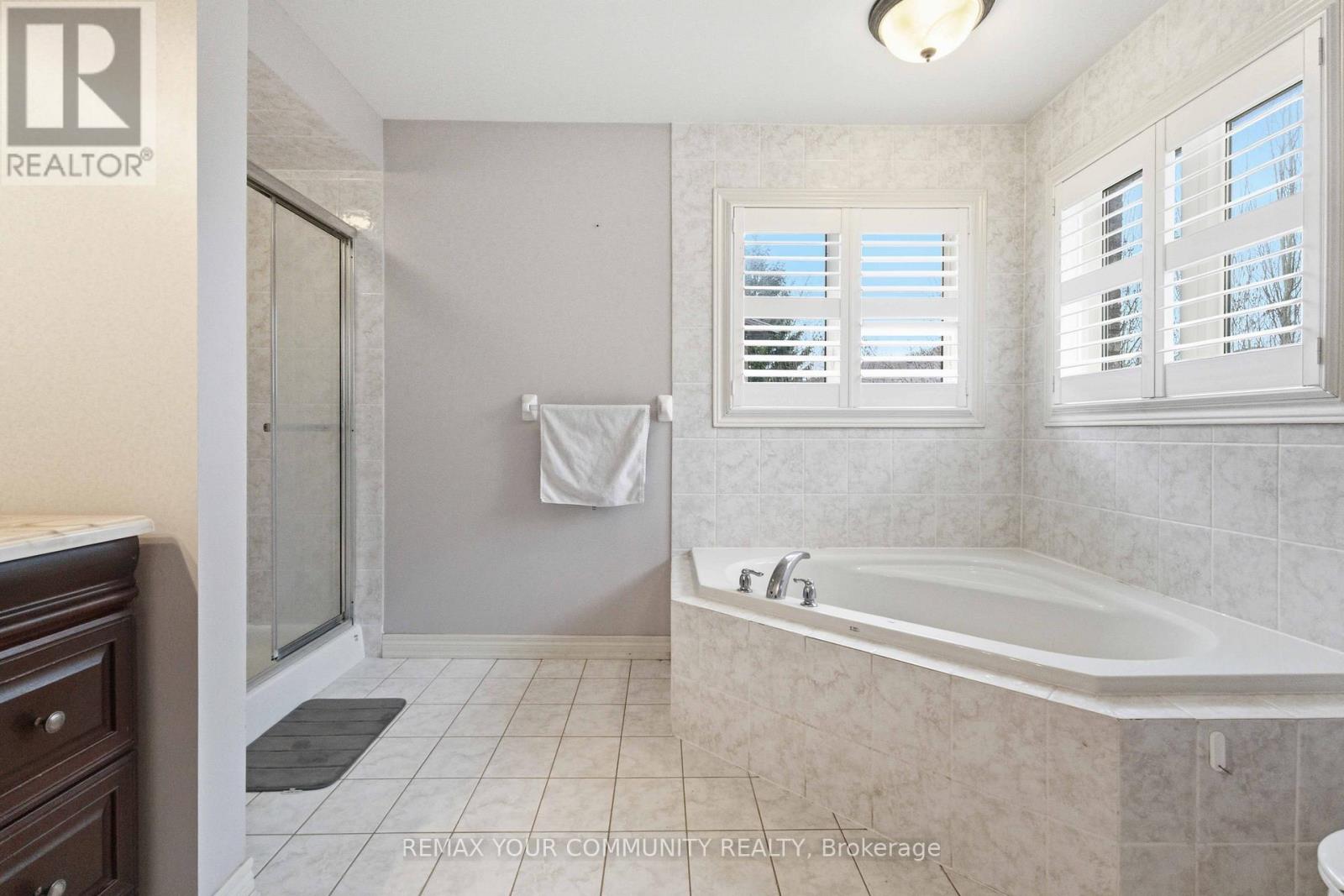 108 Cabin Trail Crescent, Whitchurch-Stouffville, Ontario  L4A 0S7 - Photo 30 - N12934842