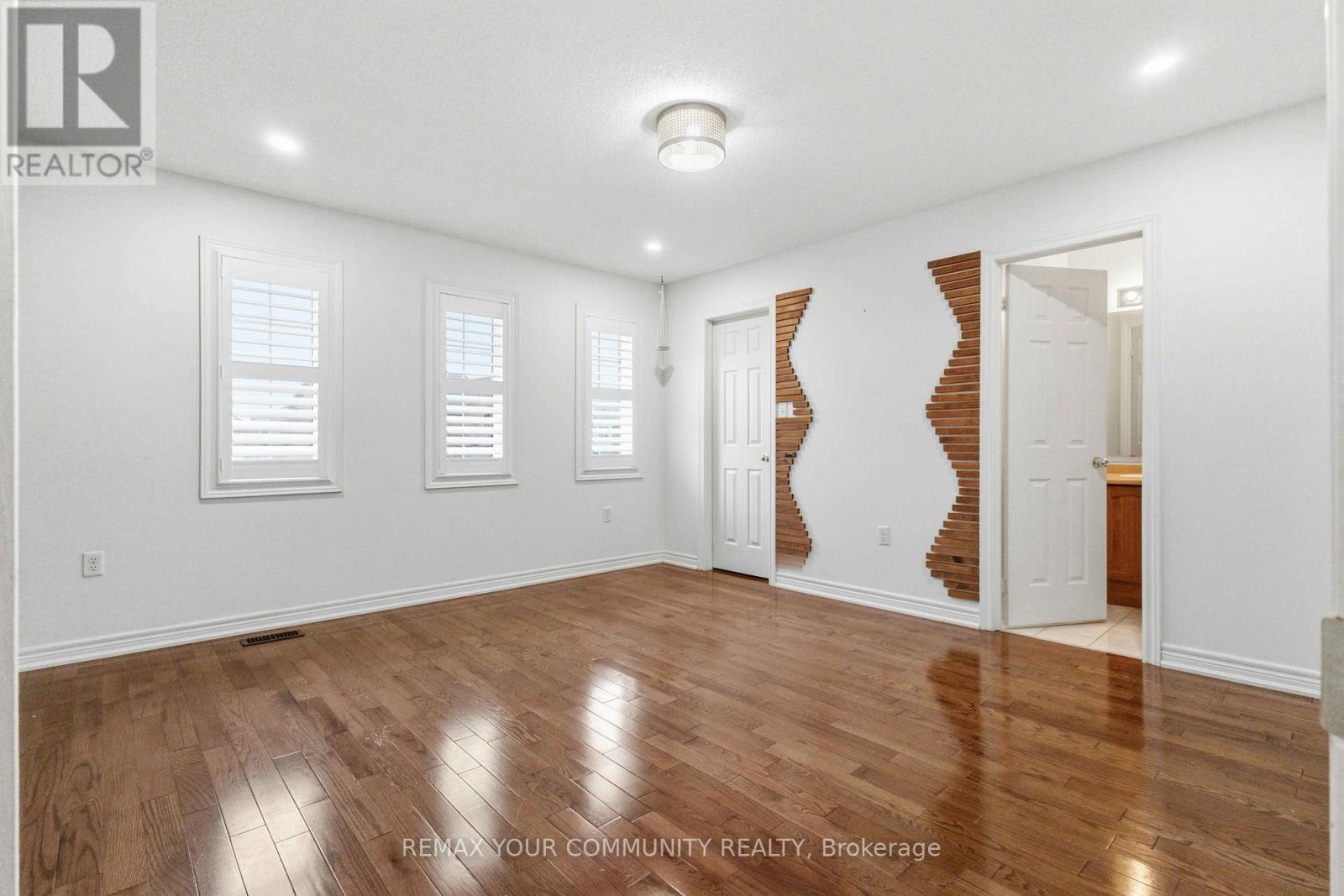 108 Cabin Trail Crescent, Whitchurch-Stouffville, Ontario  L4A 0S7 - Photo 31 - N12934842