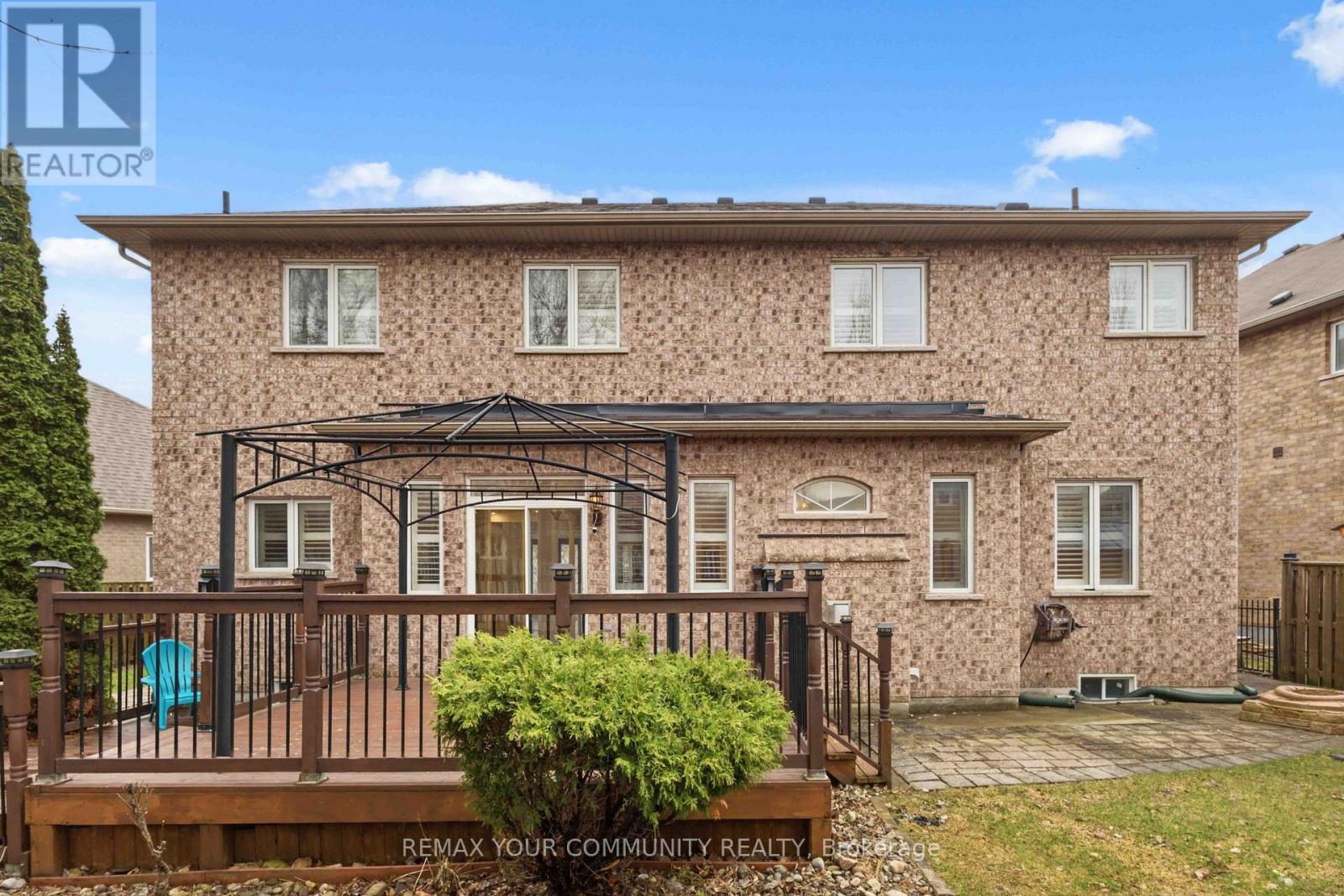 108 Cabin Trail Crescent, Whitchurch-Stouffville, Ontario  L4A 0S7 - Photo 35 - N12934842