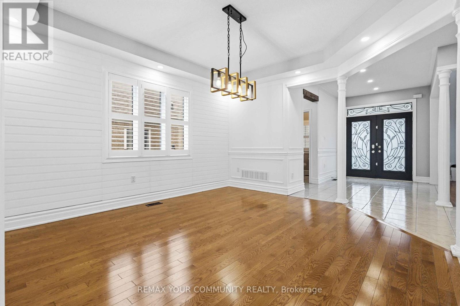 108 Cabin Trail Crescent, Whitchurch-Stouffville, Ontario  L4A 0S7 - Photo 9 - N12934842