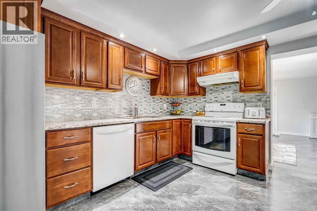 881 Talbot Trail, Wheatley, Ontario  N0P 2P0 - Photo 6 - 26008351