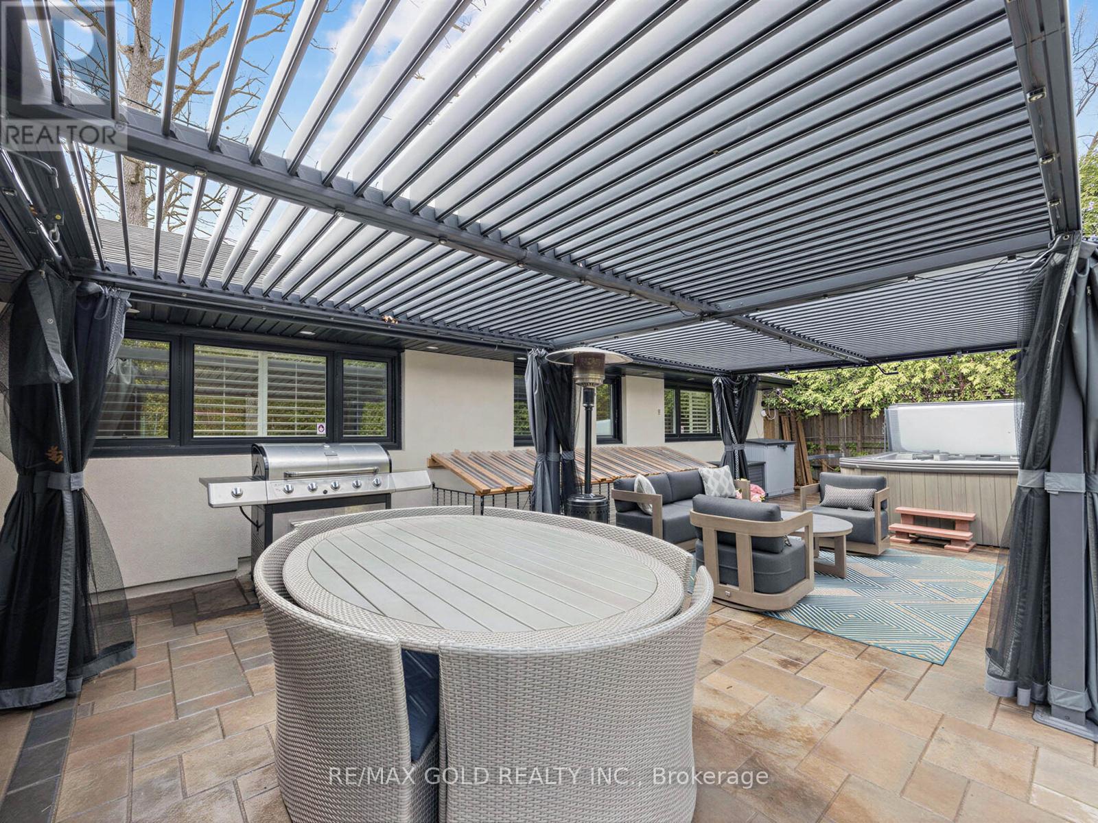 5 Crediton Court, Toronto, Ontario  M9B 3B9 - Photo 37 - W13007006