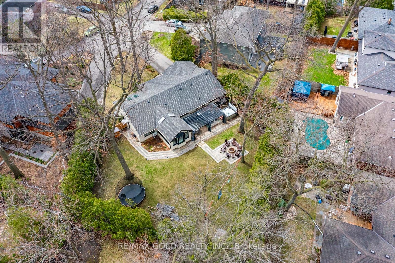 5 Crediton Court, Toronto, Ontario  M9B 3B9 - Photo 41 - W13007006