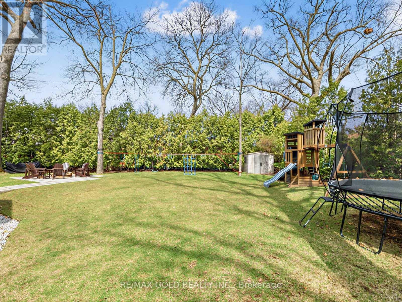 5 Crediton Court, Toronto, Ontario  M9B 3B9 - Photo 36 - W13007006