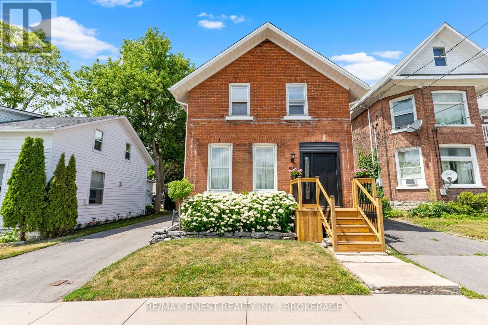 55 Bridge Street W, Greater Napanee, Ontario  K7R 2C4 - Photo 2 - X12819890