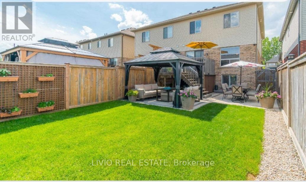 204 Couling Crescent, Guelph, Ontario  N1E 0L4 - Photo 28 - X13006972