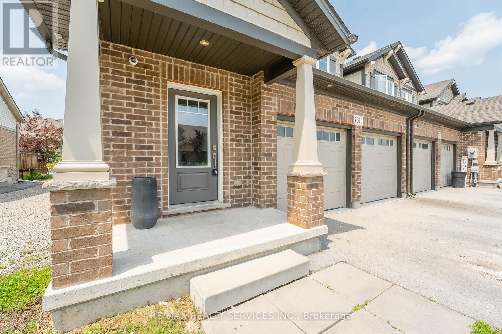 7619 Green Vista Gate, Niagara Falls, Ontario  L2G 0A8 - Photo 2 - X13006990