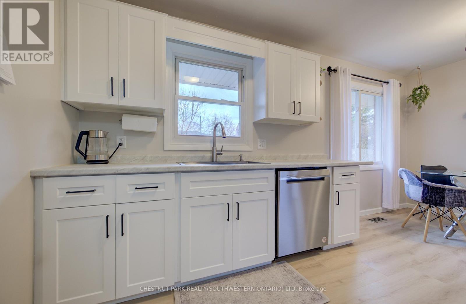 17 Hipel Avenue, Cambridge, Ontario  N3C 1W8 - Photo 15 - X13007010