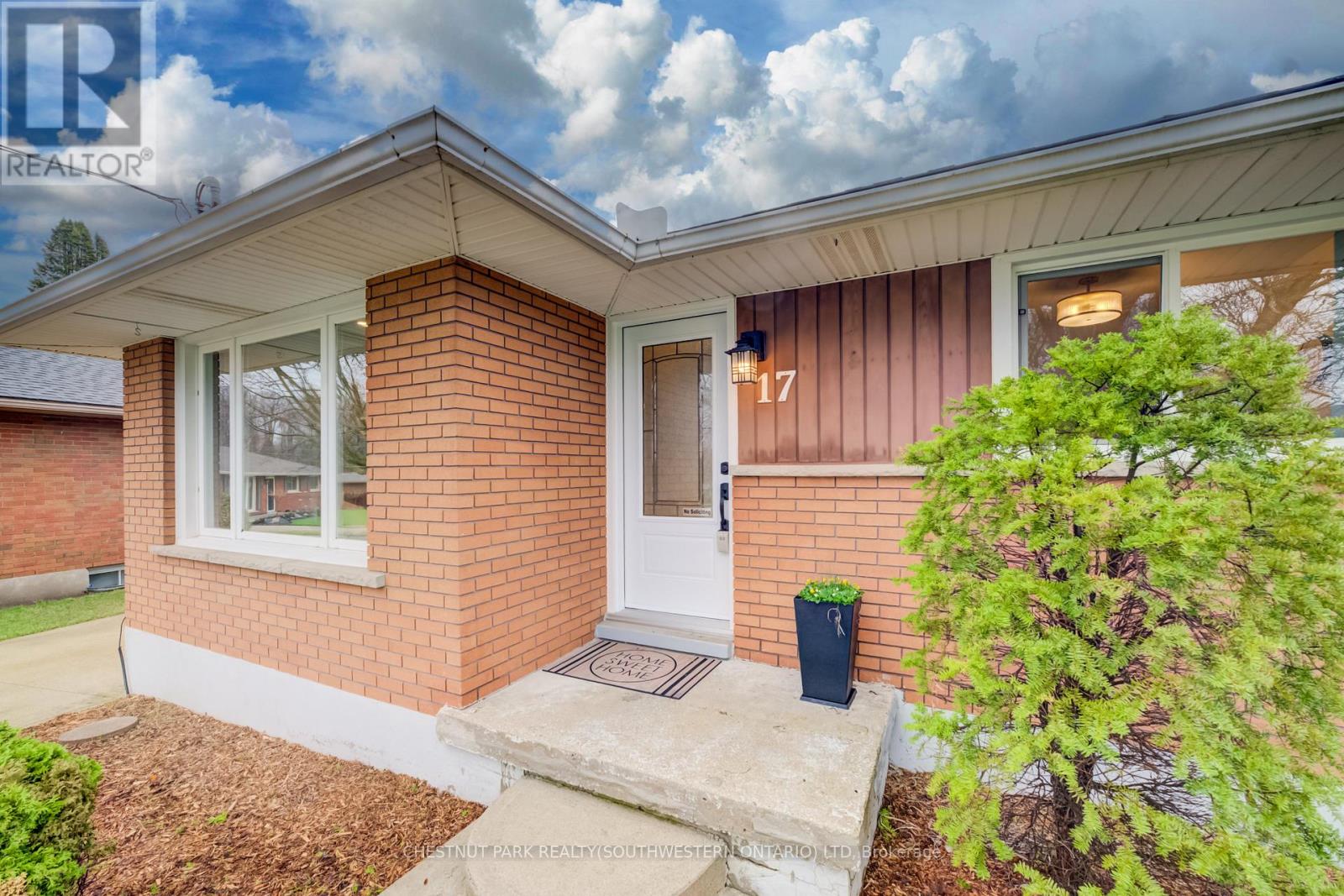 17 Hipel Avenue, Cambridge, Ontario  N3C 1W8 - Photo 5 - X13007010