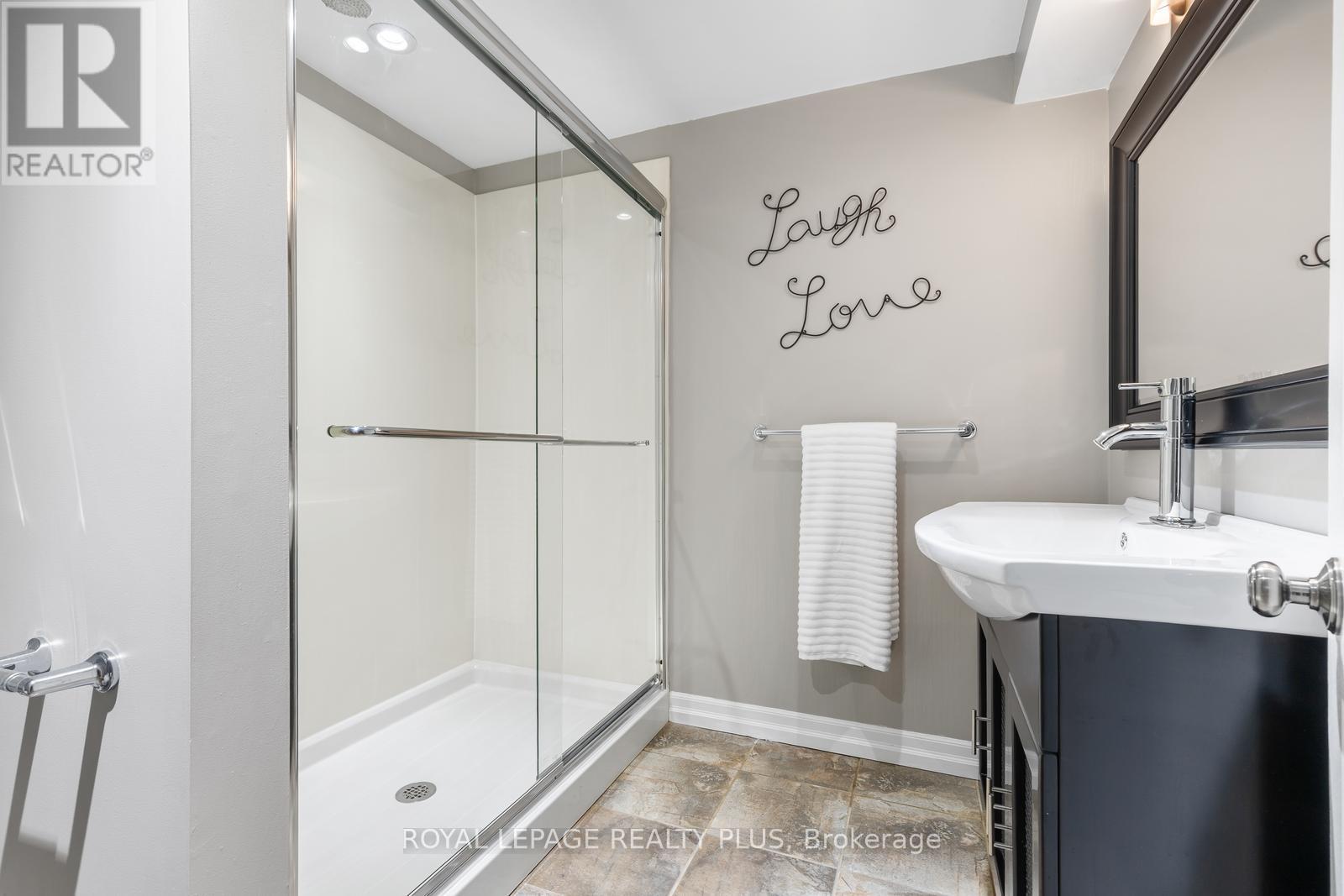 5 Anjou Place, Hamilton, Ontario  L8J 2N8 - Photo 32 - X13007046