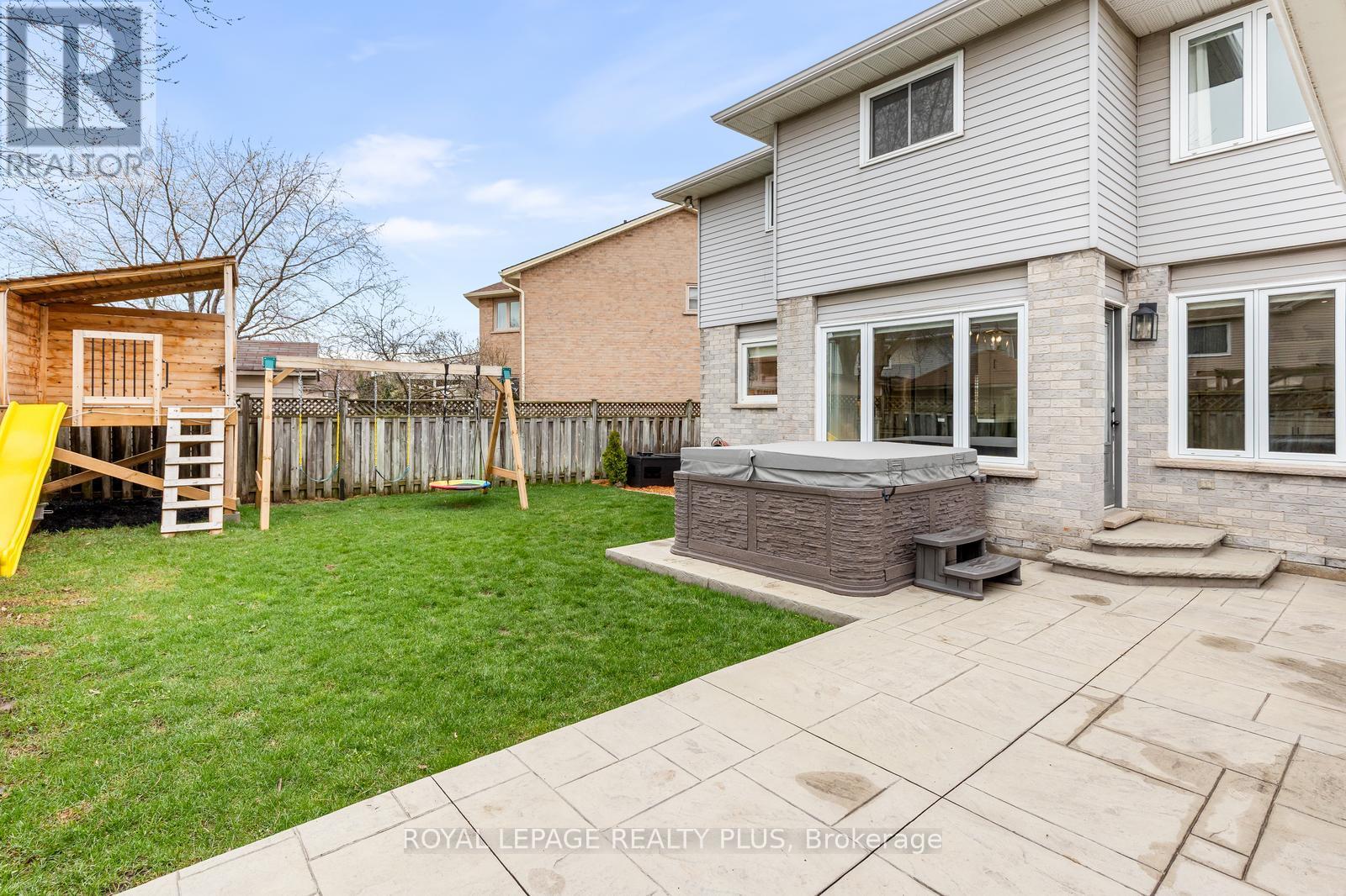 5 Anjou Place, Hamilton, Ontario  L8J 2N8 - Photo 33 - X13007046