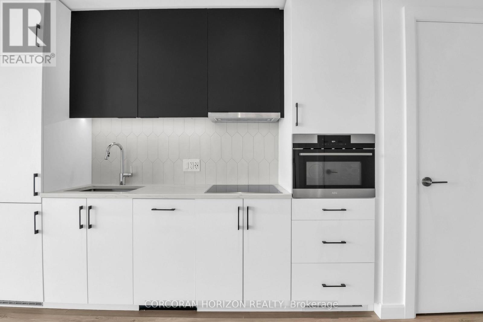 709 - 741 King Street W, Kitchener, Ontario  N2G 1E5 - Photo 4 - X13007178