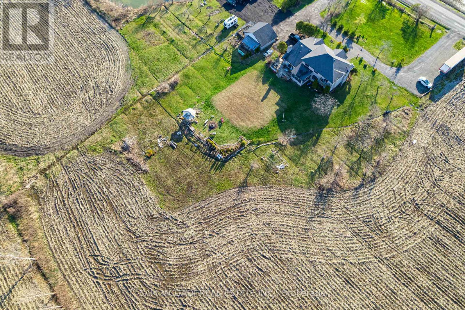 225 Park Road S, Grimsby, Ontario  L3M 4E7 - Photo 45 - X13007180