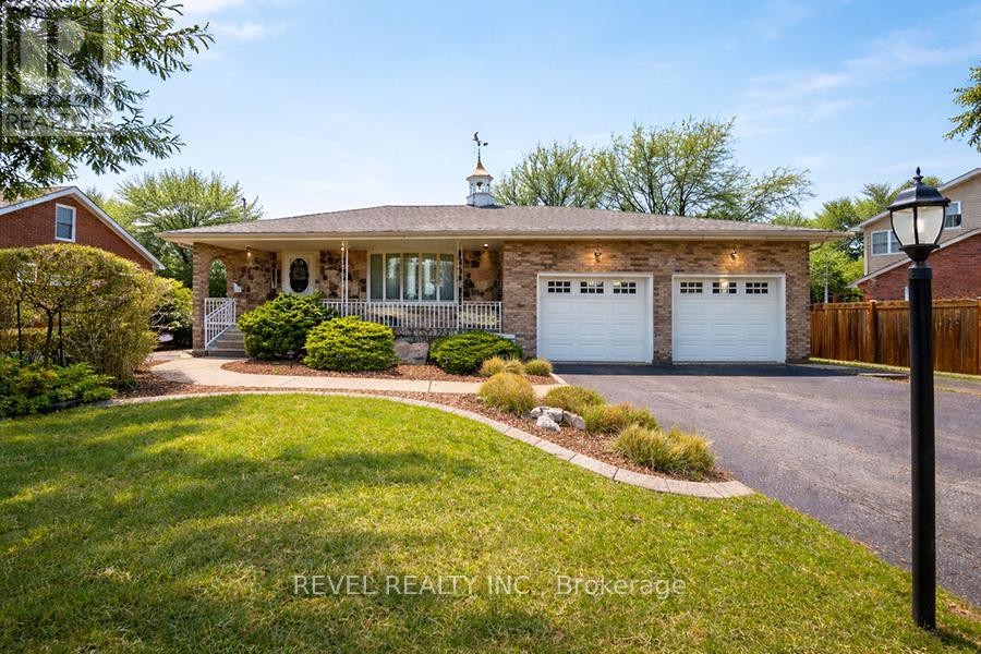 45 CLENCH AVENUE, Brantford, Ontario