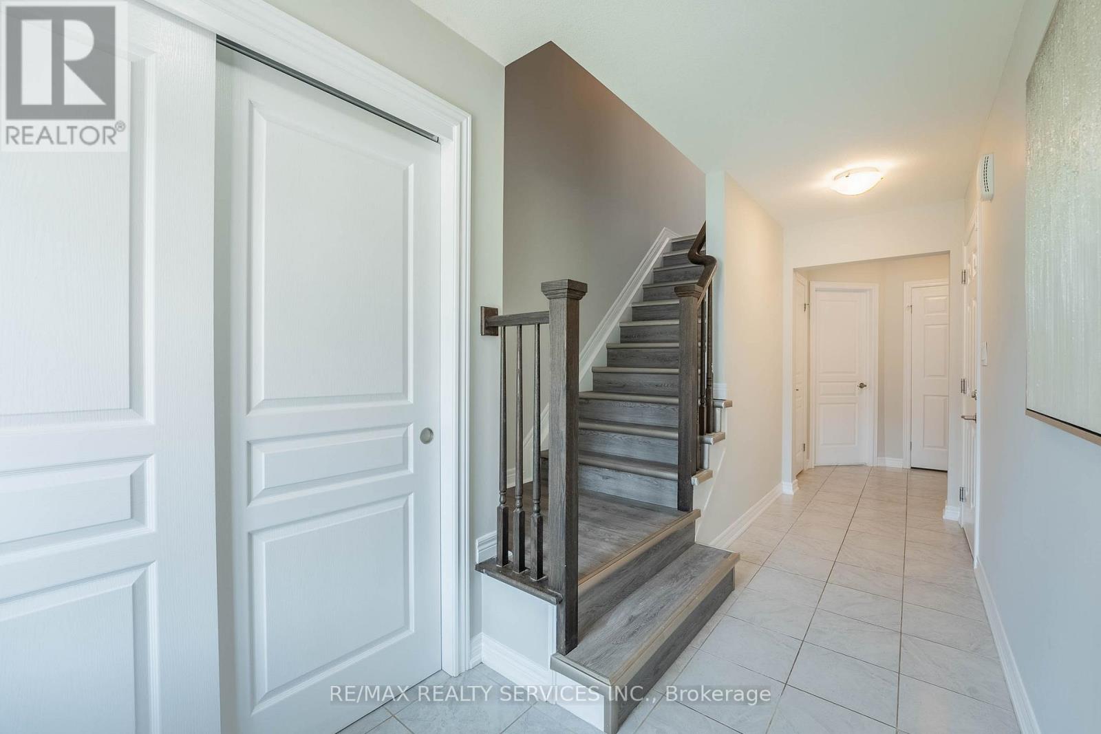 7619 Green Vista Gate, Niagara Falls, Ontario  L2G 0A8 - Photo 5 - X13007270