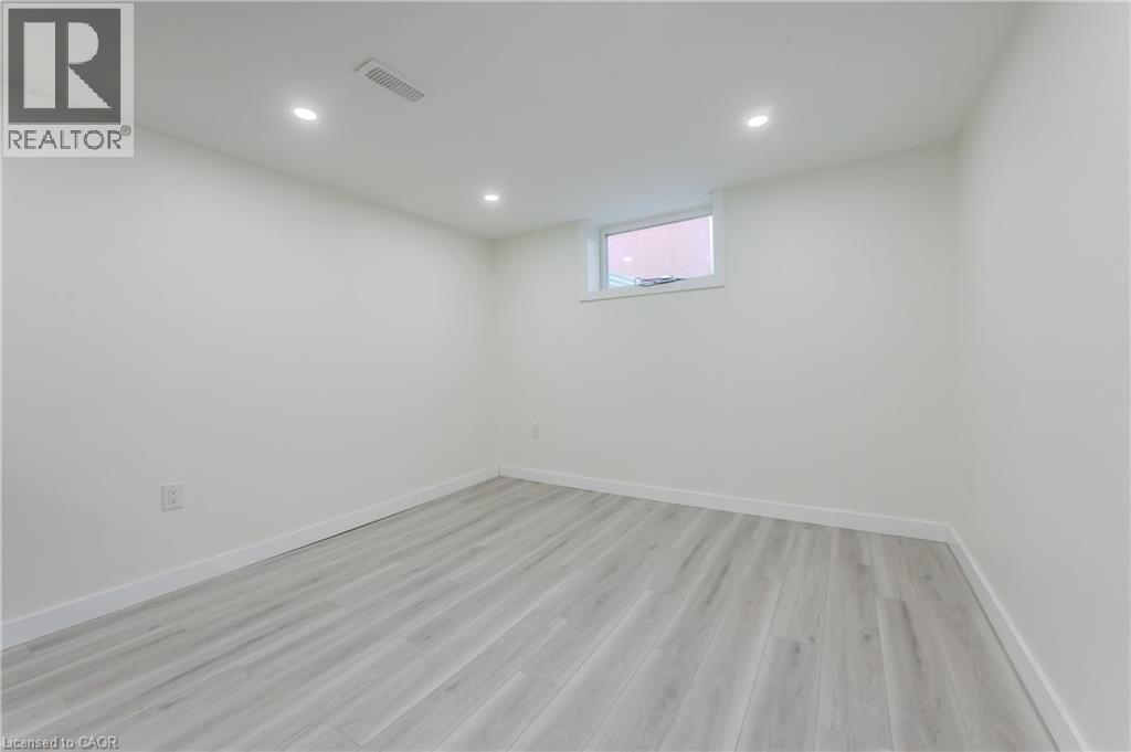 514 Fallingbrook Drive Unit# Lower, Waterloo, Ontario  N2L 4N3 - Photo 7 - 40821518