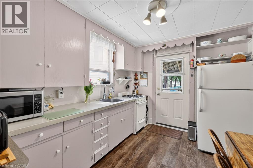 237 Delatre Street, Woodstock, Ontario  N4S 6C6 - Photo 13 - 40820659