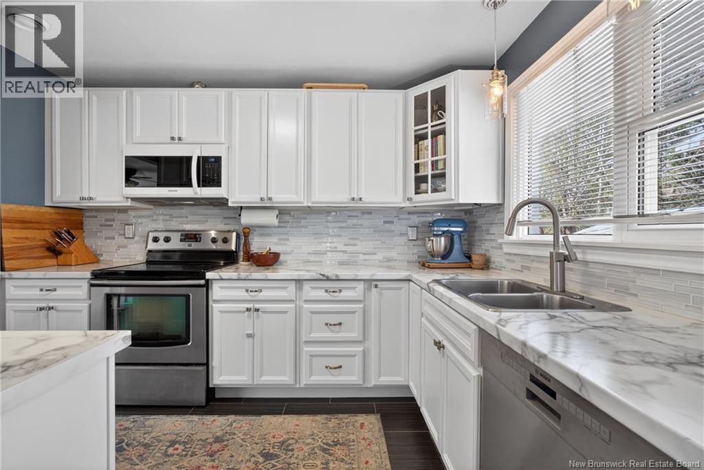 215 Fulton Avenue, Fredericton, New Brunswick  E3A 2B7 - Photo 18 - NB137363
