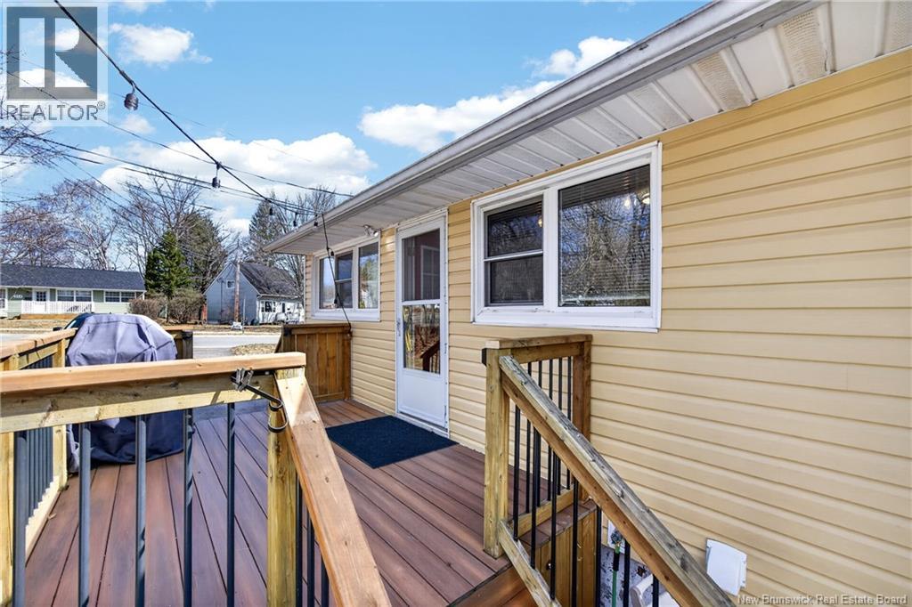 215 Fulton Avenue, Fredericton, New Brunswick  E3A 2B7 - Photo 38 - NB137363