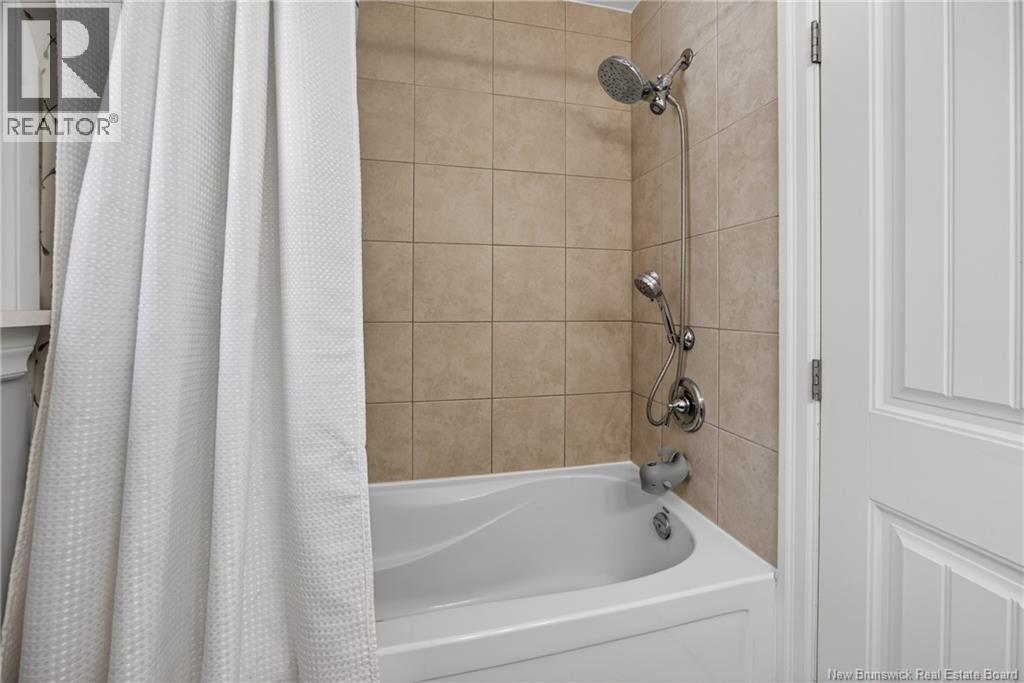 215 Fulton Avenue, Fredericton, New Brunswick  E3A 2B7 - Photo 31 - NB137363