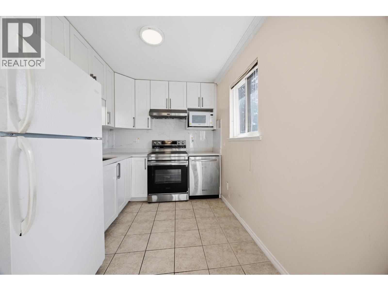 6058 Woodsworth Street, Burnaby, British Columbia  V5G 1S8 - Photo 7 - R3110669