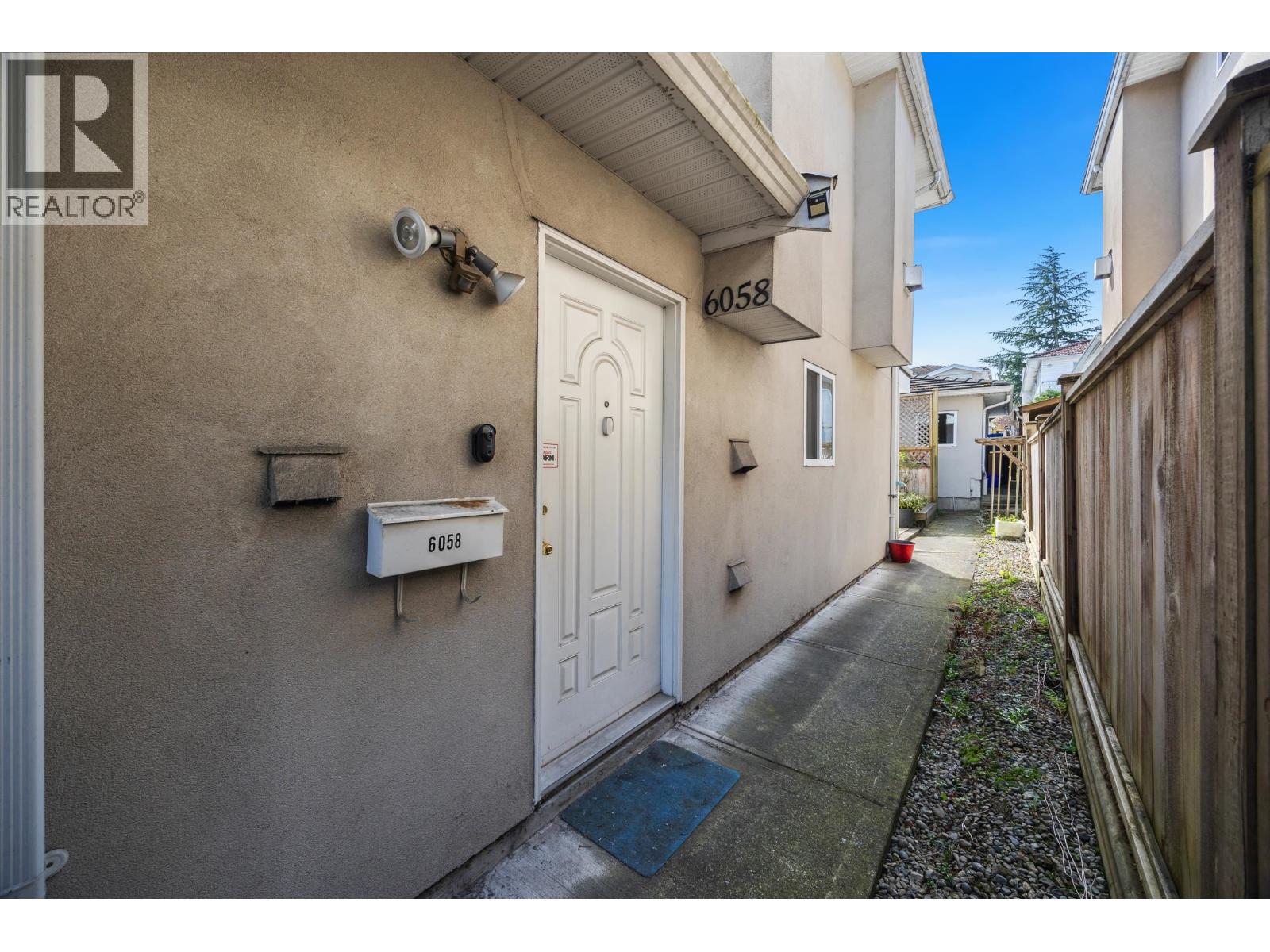 6058 Woodsworth Street, Burnaby, British Columbia  V5G 1S8 - Photo 25 - R3110669