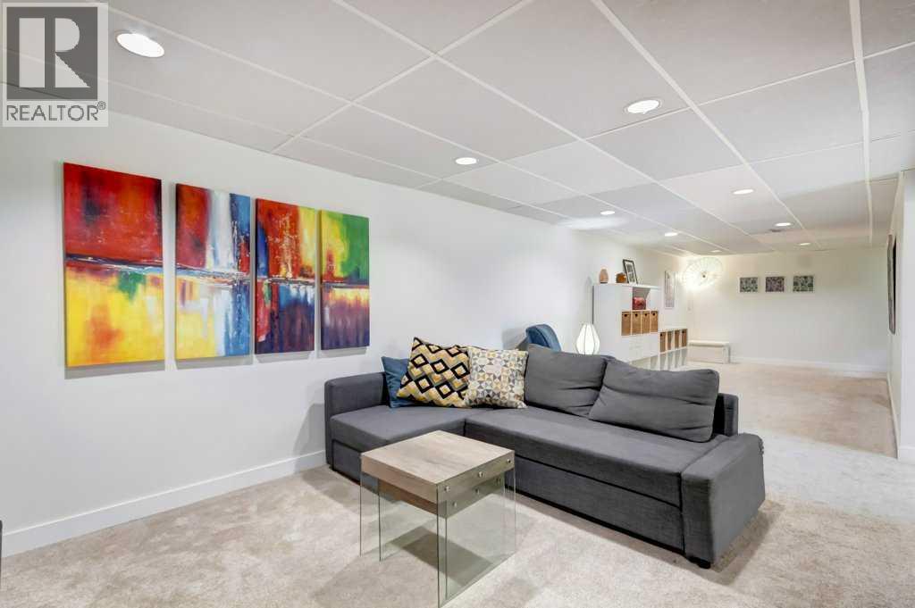 81 Healy Drive Sw, Calgary, Alberta  T2V 2Z8 - Photo 24 - A2295637