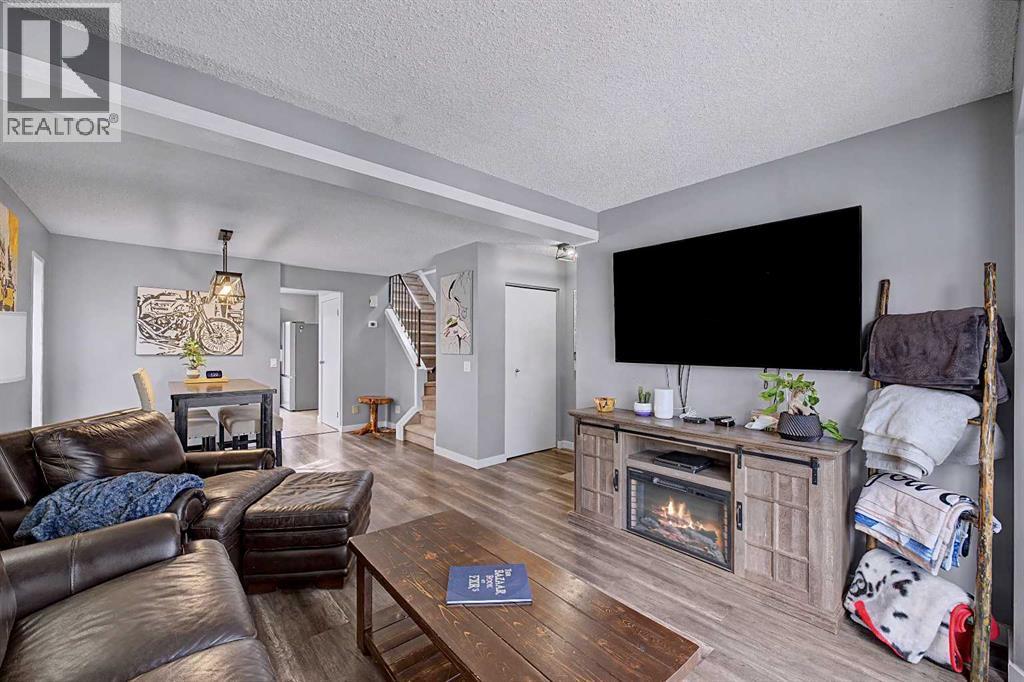 339 Coverdale Court Ne, Calgary, Alberta  T3K 4J8 - Photo 7 - A2301351